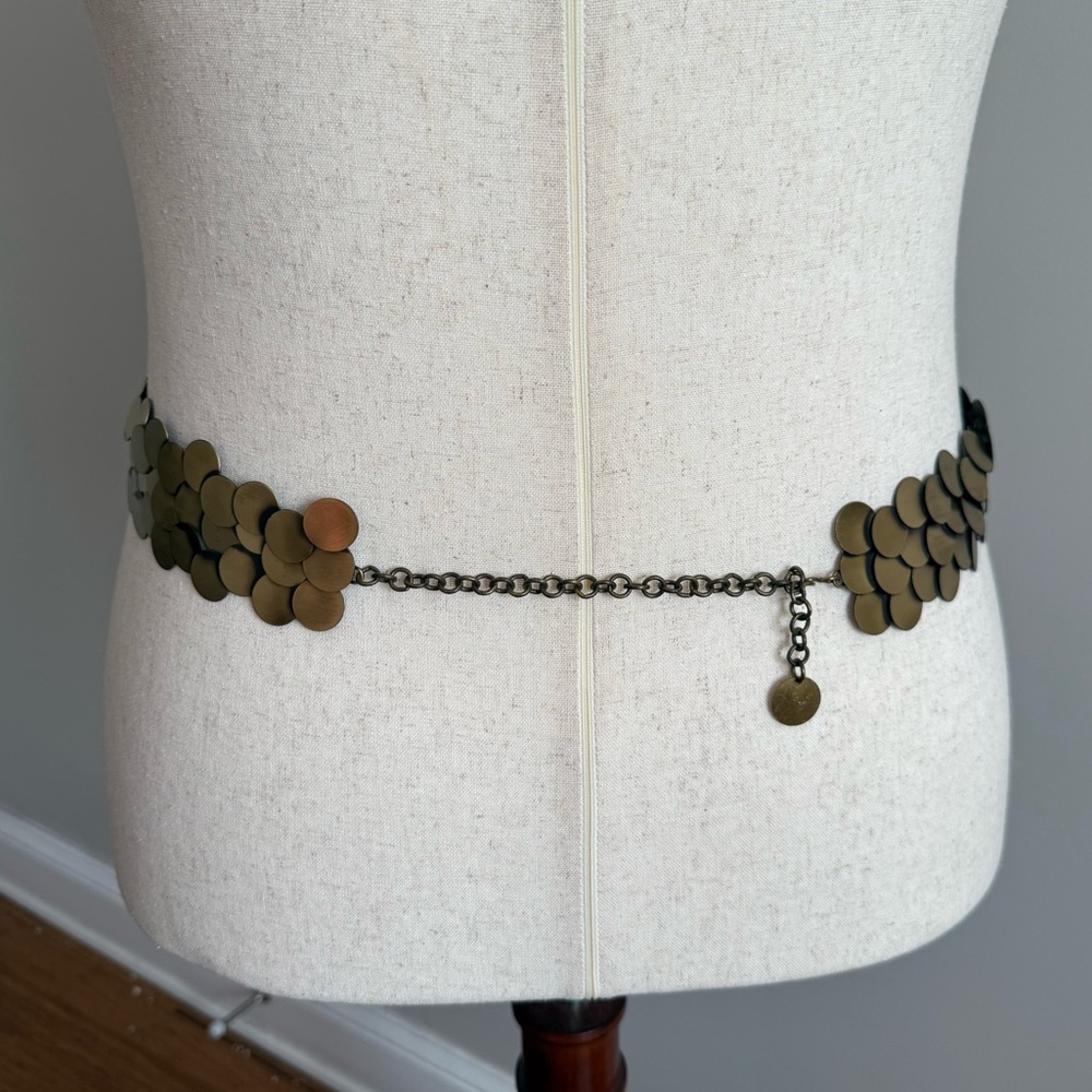 Gold Disc Statement Belt - Picture 3 of 4